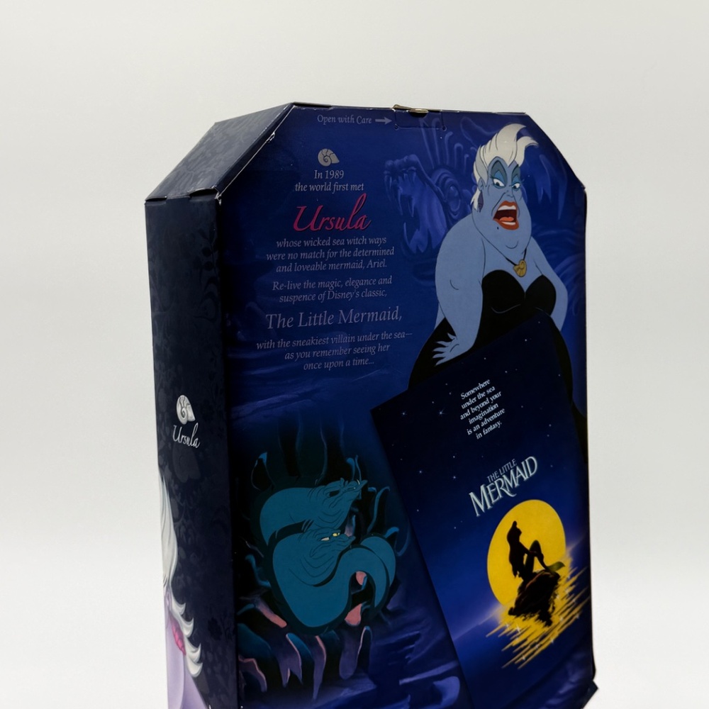 Ursula - Picture 6 of 8